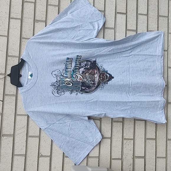 Nashville Tennessee T-shirt - Picture 3 of 9